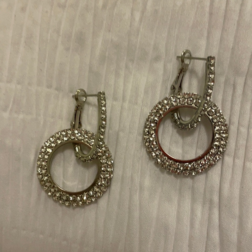 NWOT Rhinestone Costume Earrings